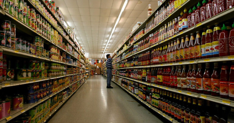 Ποια είναι τα 13 κόλπα που εφαρμόζουν τα σούπερ μάρκετ για να μας κάνουν να ξοδεύουμε περισσότερα χρήματα;