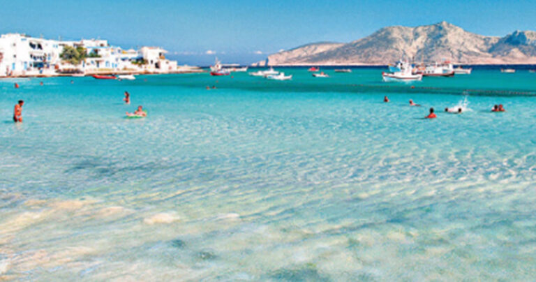 Κουφονήσια ένας παράδεισος πάνω στη γη! Χρυσαφένια άμμος, διάφανα νερά και κεφάτοι κάτοικοι που στήνουν γλέντι με κάθε αφορμή!