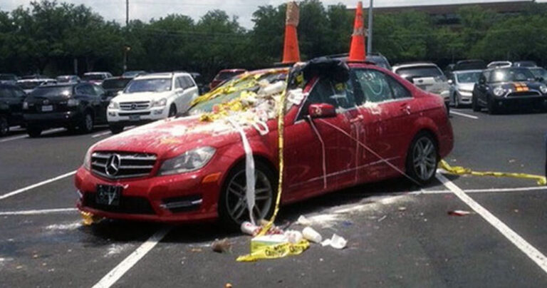 23 οδηγοί που δεν σεβάστηκαν τίποτα όταν πάρκαραν και την… πάτησαν!