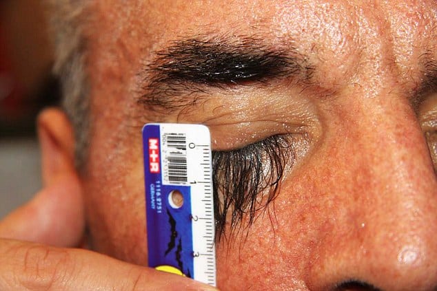 Secret Food Gave Man Super Long Eyelashes