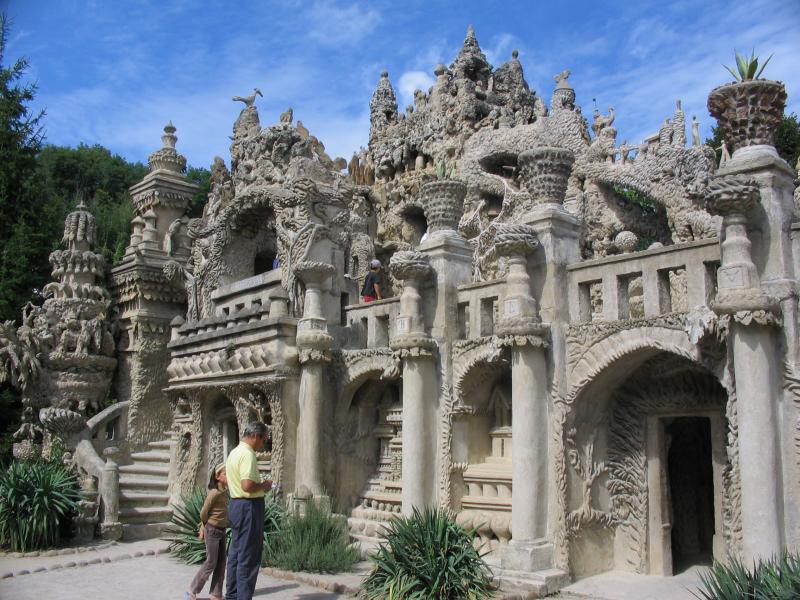 ideal-palace-palais-ideal-ferdinand-cheval-10