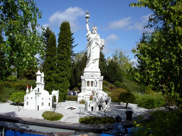 tilestwra.gr -  Legoland: Ο παράδεισος των LEGO σε ένα πάρκο!