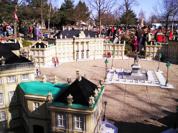 tilestwra.gr -  Legoland: Ο παράδεισος των LEGO σε ένα πάρκο!