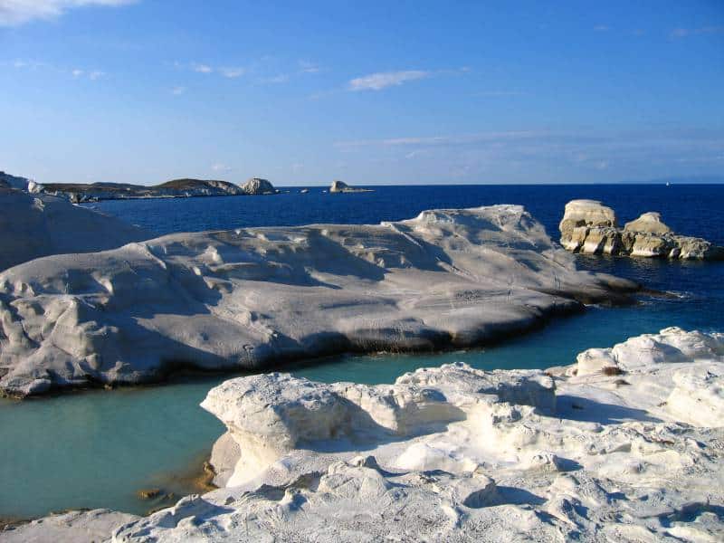tilestwra.gr - sarakhniko beach mhlos Οι πιο όμορφες ελληνικές παραλίες! ..Ένα φωτογραφικό αφιέρωμα που ξεχειλίζει ομορφιά !!!