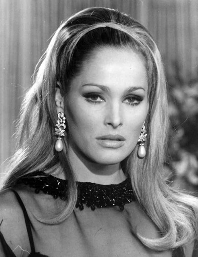 Ursula_andress