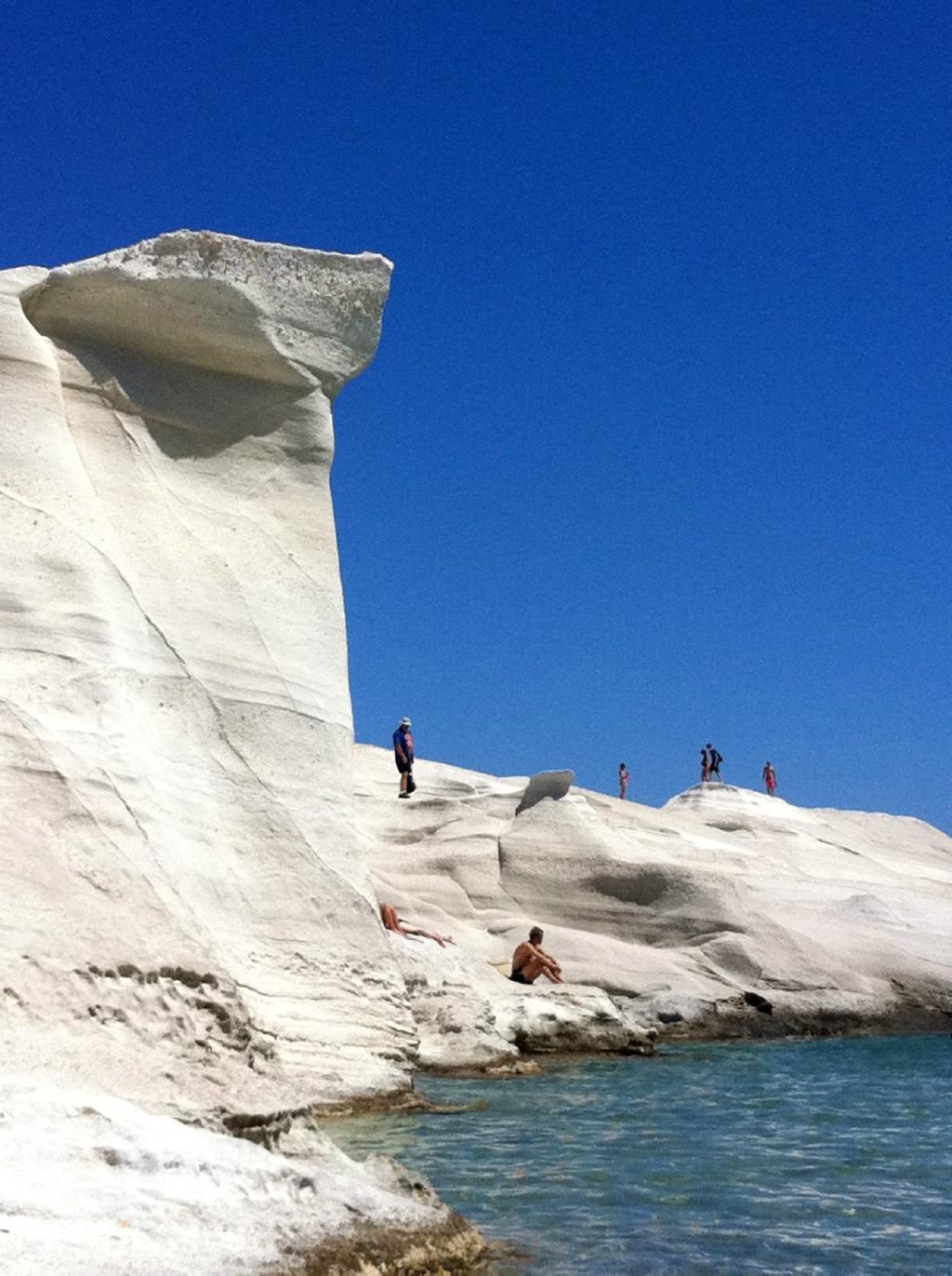 sarakiniko-beach