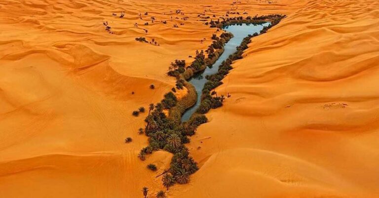 Οι πανέμορφες λίμνες της ερήμου στην Λιβύη!