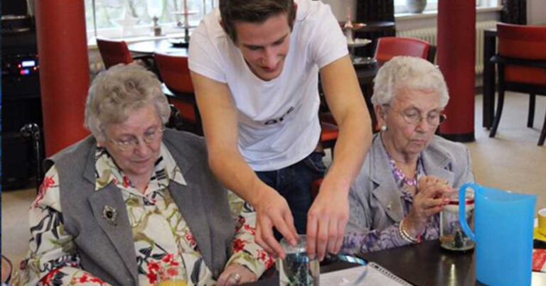 Γηροκομείο προσφέρει δωρεάν στέγη σε φοιτητές αρκεί να παίζουν βιντεοπαιχνίδια με τους ηλικιωμένους!
