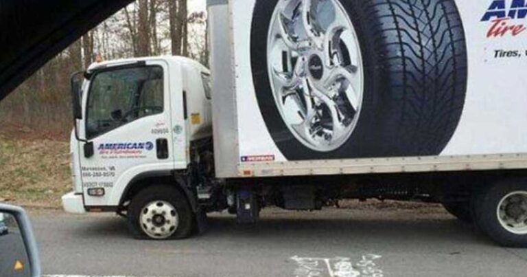 11 συμπτώσεις που πραγματικά συμβαίνουν μια στο εκατομμύριο!