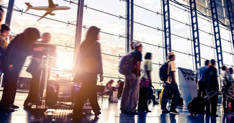 Τα πιο τρελά πράγματα που έχουν βρει μέσα σε ταξιδιωτικές αποσκευές