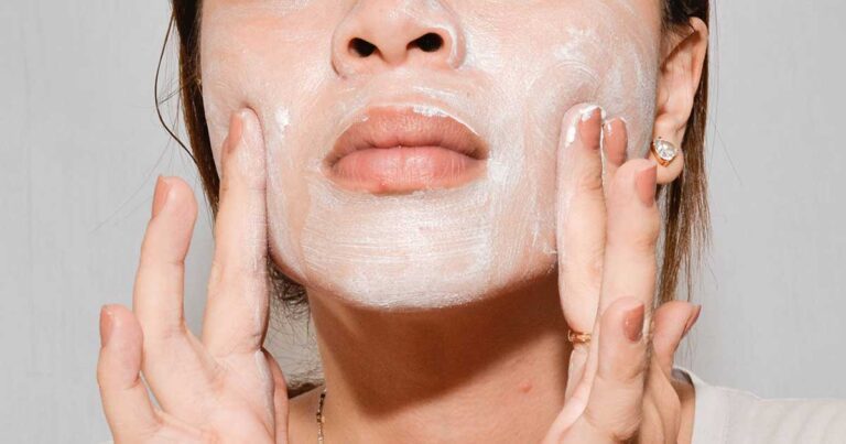 Η Μαγειρική σόδα κάνει θαύματα με το δέρμα και τα μαλλιά σας!