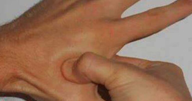 Πονοκέφαλος και στρες; Aνακουφιστείτε άμεσα σε 30 δευτερόλεπτα με πιεσοθεραπεία!