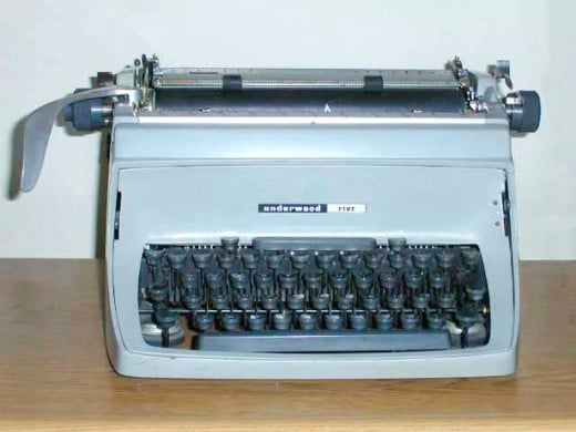 tilestwra.com - 821570 type writer 15 συσκευές που θυμίζουν παλιές νοσταλγικές εποχές...