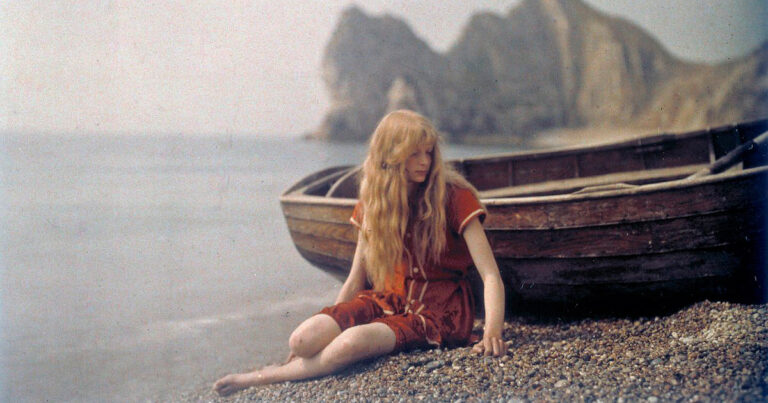 Χριστίνα στα κόκκινα: Σπάνιες έγχρωμες φωτογραφίες του 1913 μας δείχνουν πως ζούσαν οι άνθρωποι 100 χρόνια πριν!