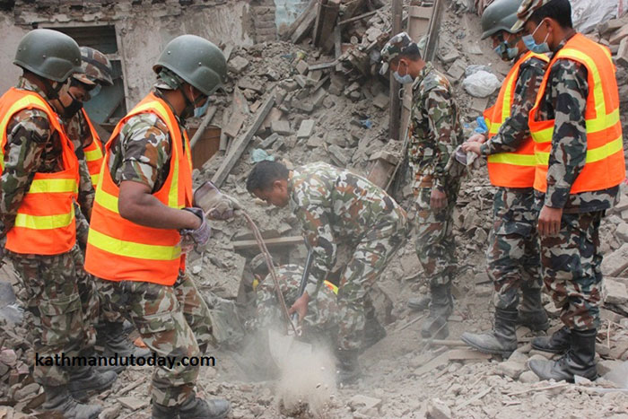 four-month-baby-rescued-earthquake-kathmandu-nepal-3