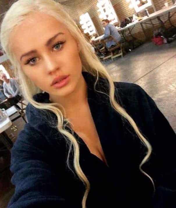 gynaika pou ntoumplarei daenerys sto game of thrones 26