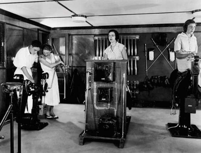 Gym Of The Victoria Transatlantic. 1930. (Photo by: TCI/EyeOn/UIG via Getty Images)