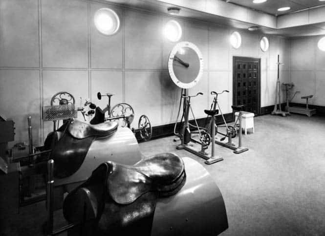 Gym Of The First Class On The Liner Vulcania. 1930. (Photo by: TCI/EyeOn/UIG via Getty Images)