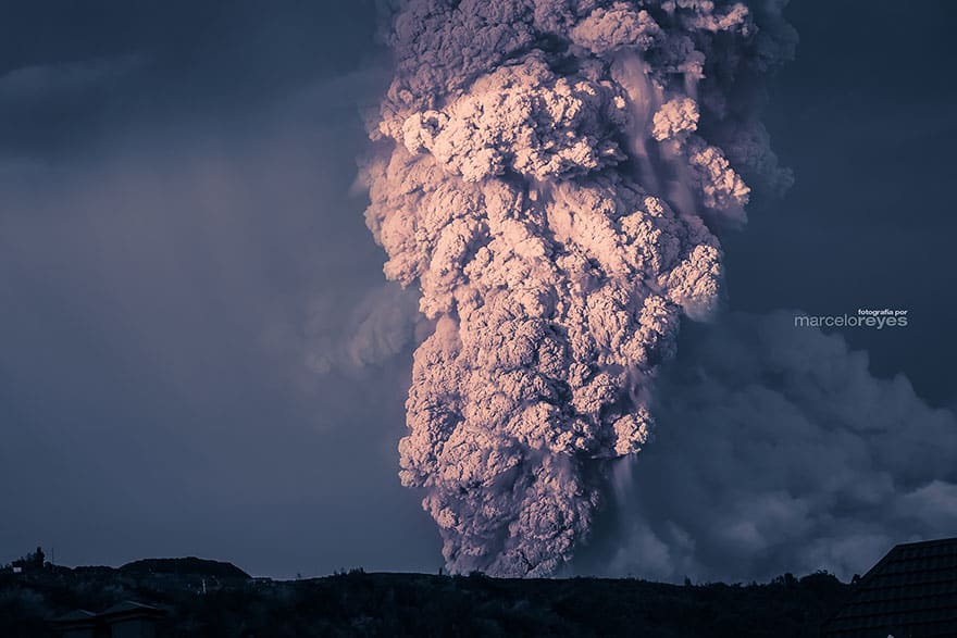 volcano-eruption-calbuco-chile-11__880