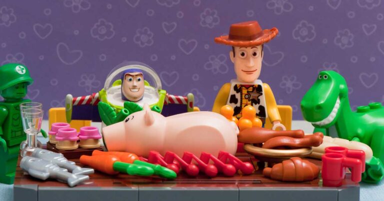 7 πoνηρά μηνύματα που είναι κρuμμένα σε αυτές τις παιδικές ταινίες και σίγουρα δεν το γνωρίζατε…