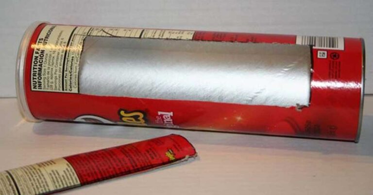 Πήρε ένα κουτί από συσκευασία των Pringles και έφτιαξε κάτι έξυπνο και… σχεδόν χρήσιμο!