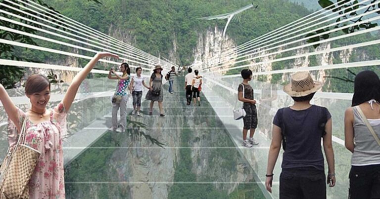 Η «γυάλινη» γέφυρα στην Κίνα που κόβει την ανάσα