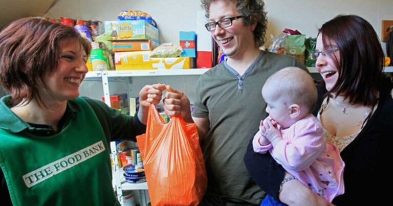 Τα supermarket στην Γαλλία αναγκάζονται δια νόμου να κάνουν κάτι εκπληκτικό!