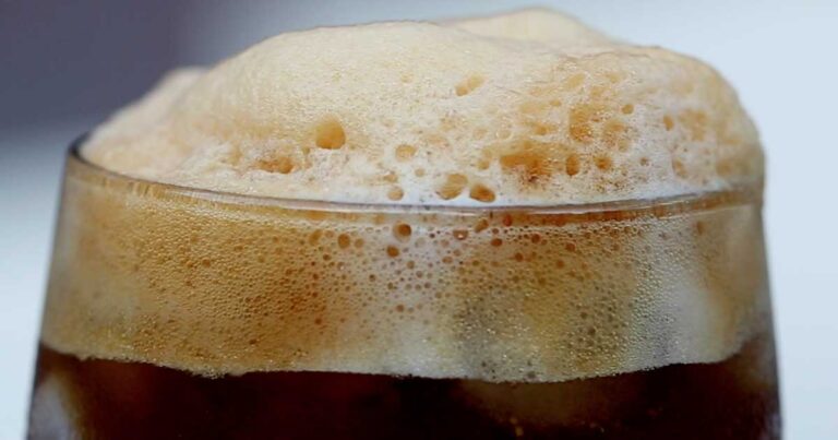 Ποιος επινόησε το φραπέ; Διαβάστε την ιστορία του διάσημου ροφήματος!