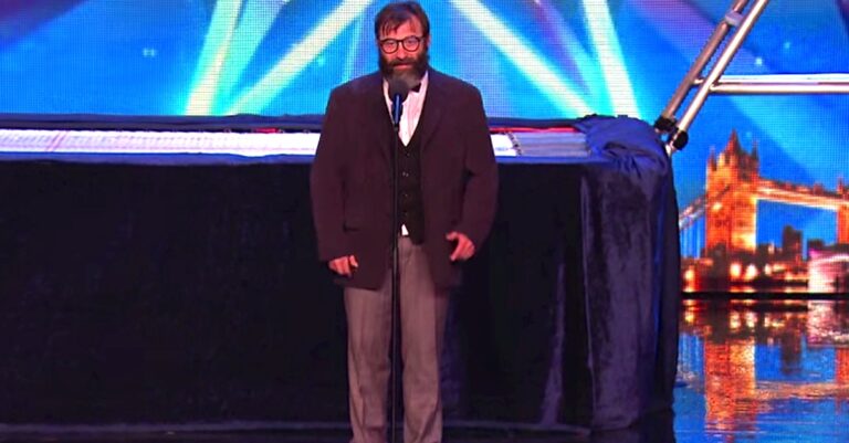 Αυτός ο 45άχρονος έκανε κάτι πάνω στη σκηνή που άφησε τους κριτές με ανοιχτό το στόμα!