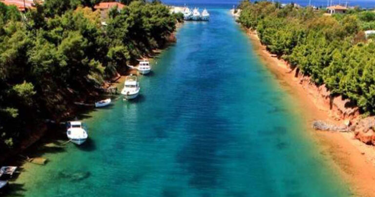 Το παραδεισένιο κανάλι που χωρίζει το πρώτο πόδι της Χαλκιδικής στα δύο!