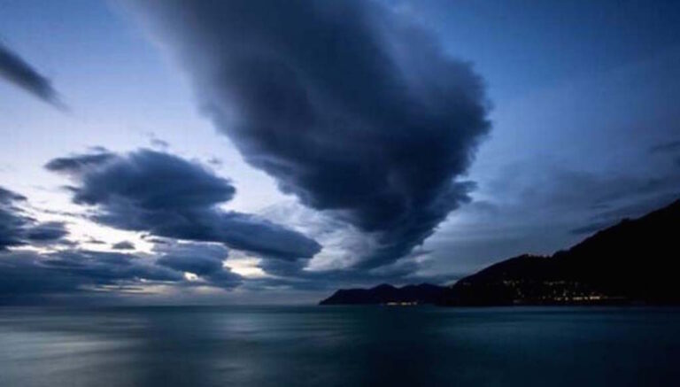 10 μυστηριώδη νησιά με παράξενες ιστορίες