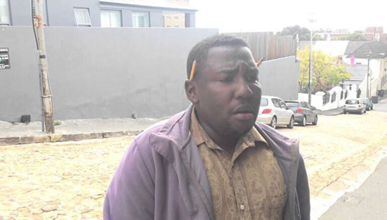 Αυτός ο άνδρας κάνει τις καλύτερες μιμήσεις ζώων που έχετε ακούσει!