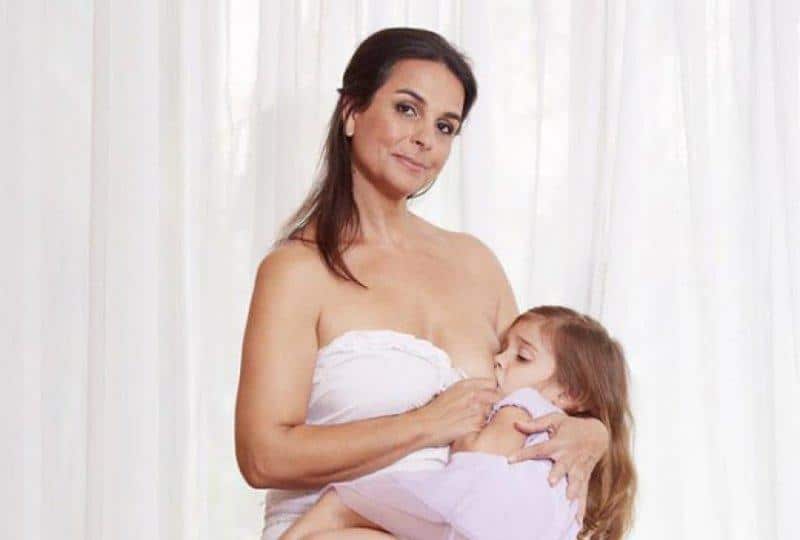 breastfeeding-mum-3