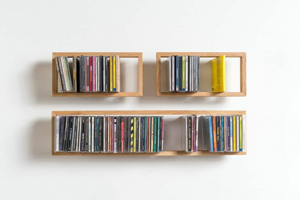 cd shelf02