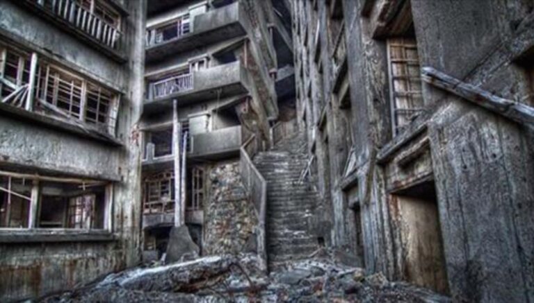 6 μυστηριώδη εγκαταλελειμμένα μέρη του πλανήτη