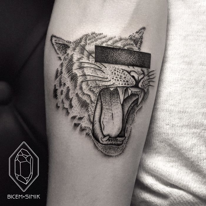 dotwork-line-geometric-tattoo-bicem-sinik-6