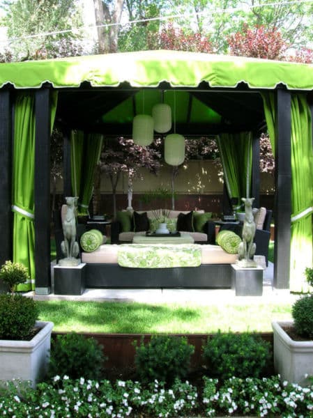 these_awesome_backyard_entertaining_spaces_will_make_you_green_with_envy_640_21