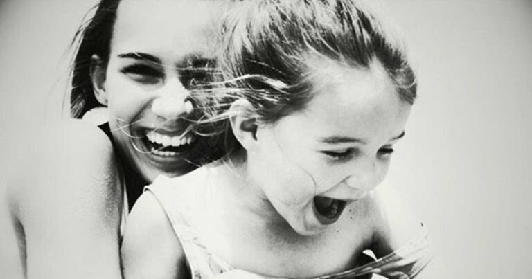 Σαν τα ανίψια κανείς και τίποτα