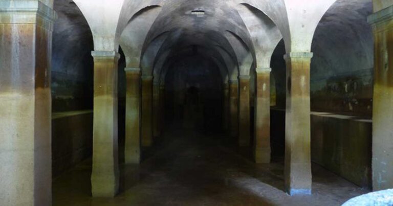 Οι στοές στα υπόγεια της μυστικής Αθήνας