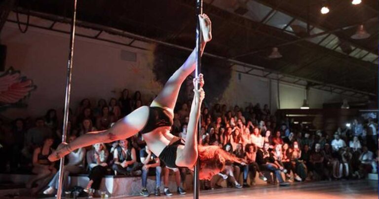 Καλλίγραμμες χορεύτριες στο πρώτο Pole Dancing Φεστιβάλ που έγινε στην Θεσσαλονίκη!