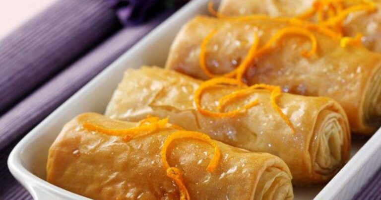 Γαλακτομπούρεκα μικρά αρωματισμένα με πορτοκάλι!