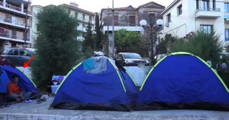 Μυτιλήνη: Οι μετανάστες κάνουν ουρές έξω από οίκο ανοχής! Δείτε το βίντεο…