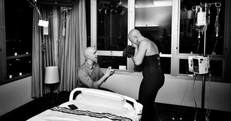 Αυτός ο άντρας έκανε πρόταση γάμου στην αγαπημένη του την τελευταία ημέρα της χημειοθεραπείας της!