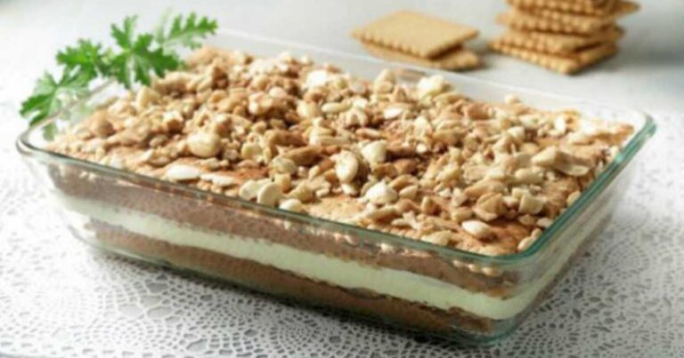 Μιλφέιγ από πτι μπερ με κρέμα και σοκολάτα