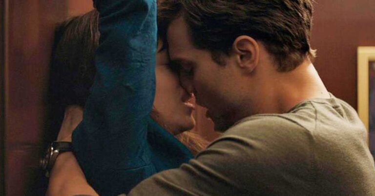 Το νέο βιβλίο 50 shades of Grey είναι γεγονός!