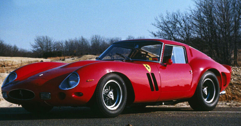 10 πολυτελή και αυτοκίνητα που έχουν βγει σε ελάχιστα κομμάτια.