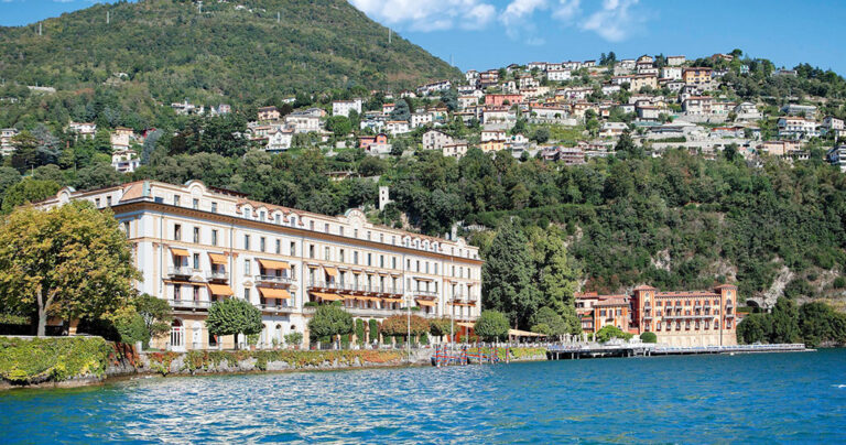 Τα 25 μέρη που πρέπει να επισκεφθεί έστω μια φορά κανείς στη ζωή του. Νούμερο 1;  Στην Ελλάδα!