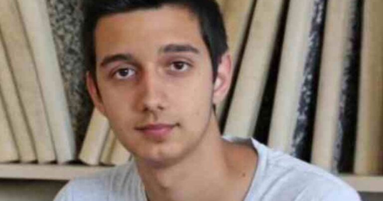 Μαγνησία: Ο Θωμάς Βασιλούλης είναι ο πρώτος των πρώτων στις Πανελλήνιες εξετάσεις!