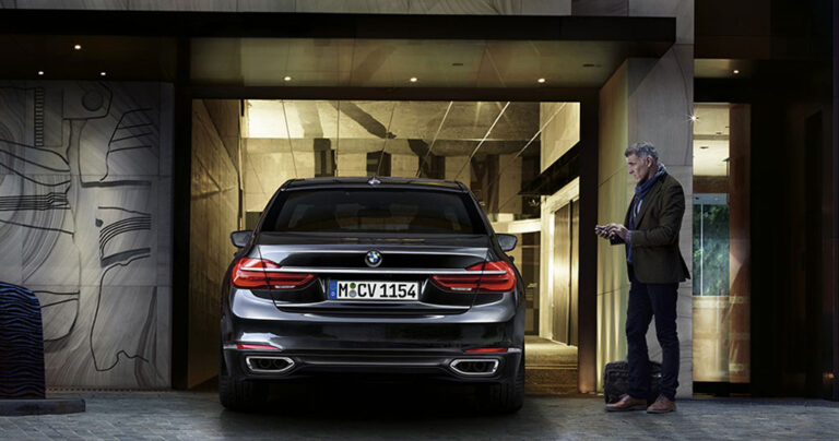 Όλα τα «μαγικά» που κάνει η νέα BMW 7 σε ένα βίντεο!