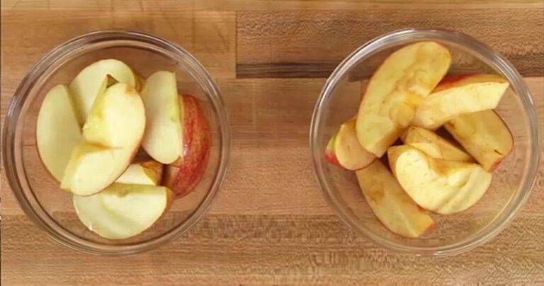 Ένα πανεύκολο κόλπο για να μην μαυρίζουν τα κομμένα φρούτα σας!